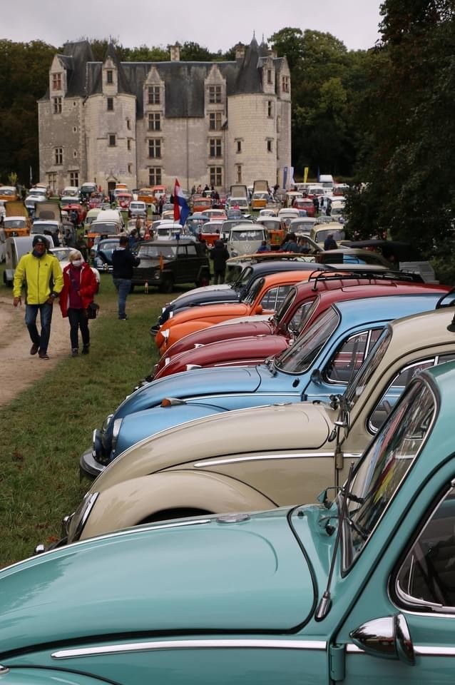 Vw Castle party