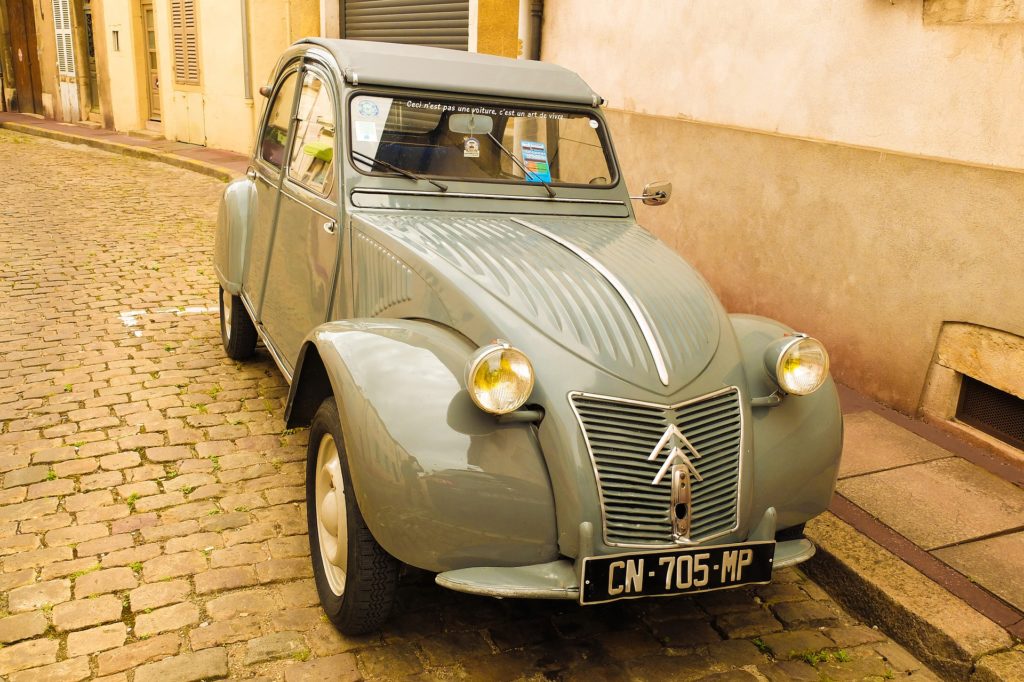 voiture 2cv