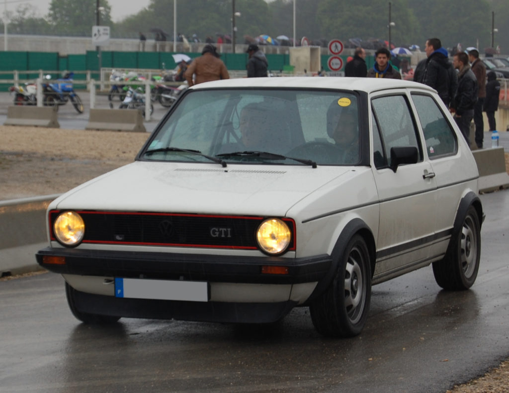 024-VW_Golf_1_GTi_avec_jantes_ATS