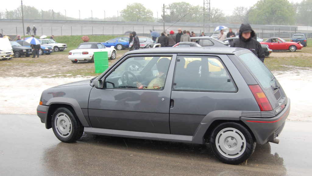 046-Renault_5_GT_Turbo